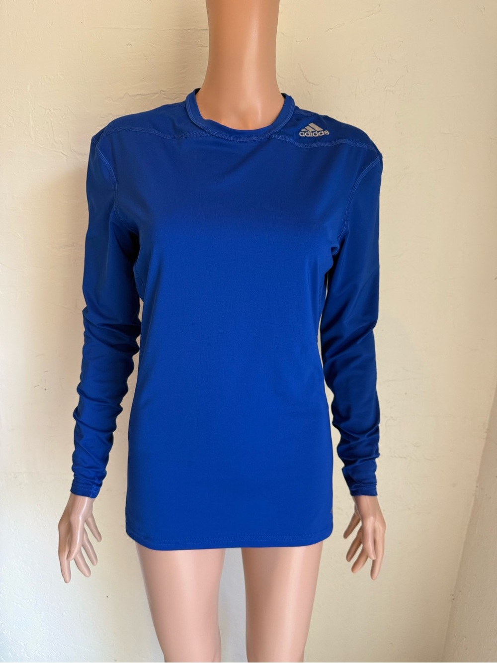 Adidas Tech-Fit Women’s Size L Long Sleeve Crew Neck Activewear Top Royal Blue
